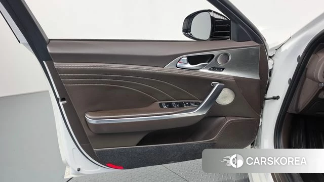 Kia Stinger Meister id 4759423 из Кореи 15