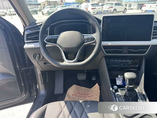 Volkswagen Tiguan L id 4328783 из Китая 16