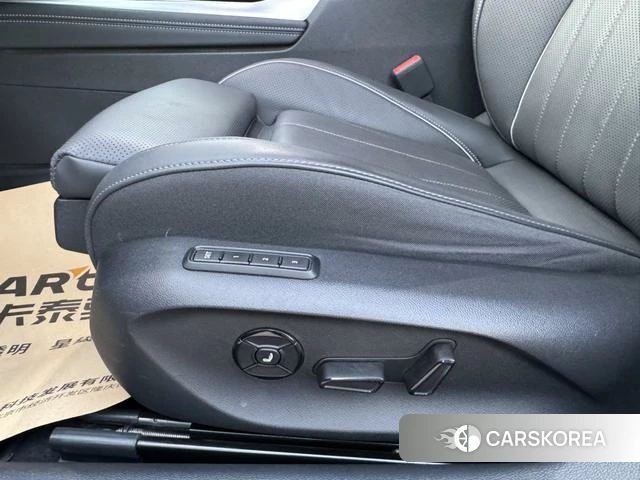 Volkswagen Passat id 3919453 из Китая 16
