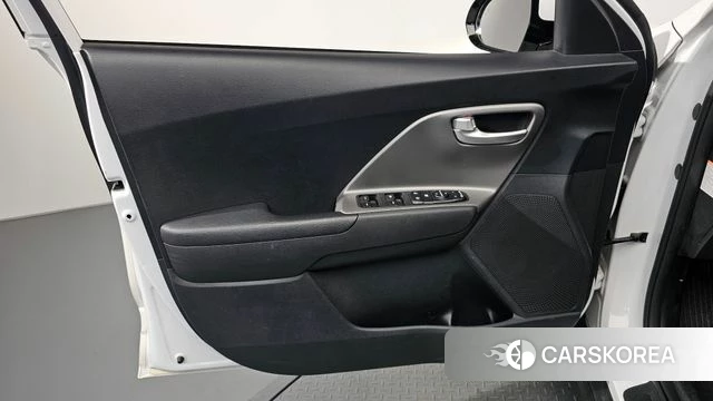 Kia Niro Plus id 4608621 из Кореи 16