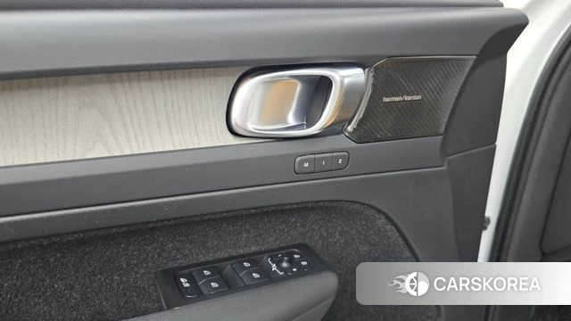 Volvo XC40 id 4476549 из Кореи 16