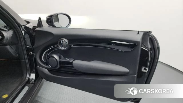 Mini Cooper Electric id 4361107 из Кореи 16