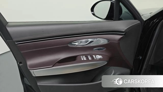 Genesis GV70 id 4338569 из Кореи 16