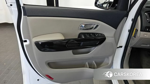 Kia The New Carnival id 4907489 из Кореи 16
