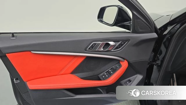BMW 1 Series (F40) id 4881352 из Кореи 16