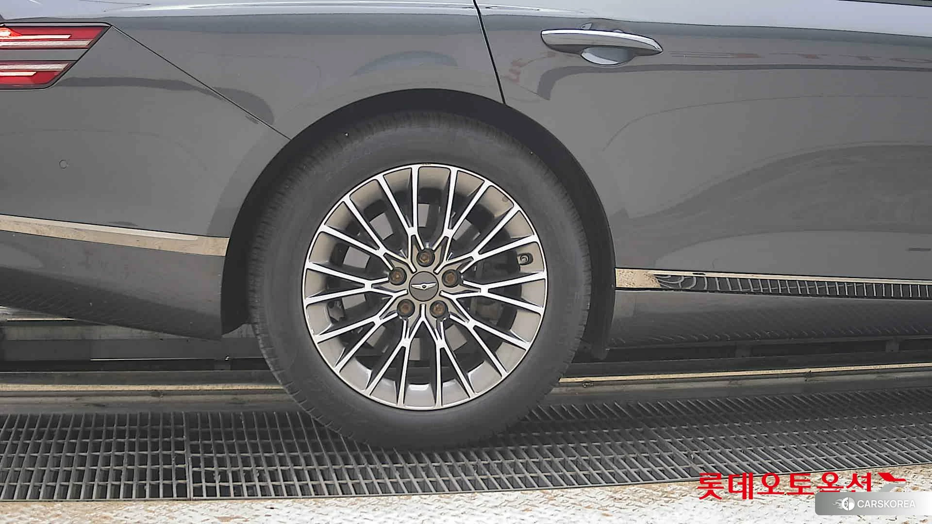 Hyundai G80 id 4504319 из Кореи 16