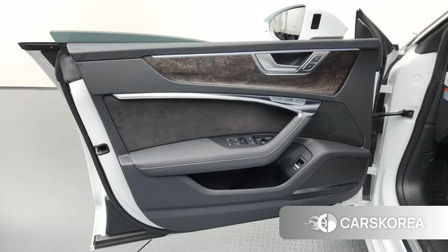 Audi A7 (4K) id 4424242 из Кореи 16