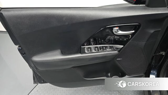 Kia Niro id 4776196 из Кореи 16