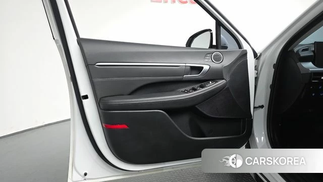 Hyundai Sonata D Edge Hybrid (DN8) id 4360621 из Кореи 16