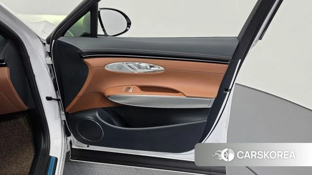 Genesis GV70 id 4201185 из Кореи 16