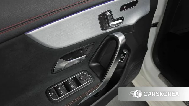 Mercedes-Benz CLA-Class C118 id 4688396 из Кореи 16