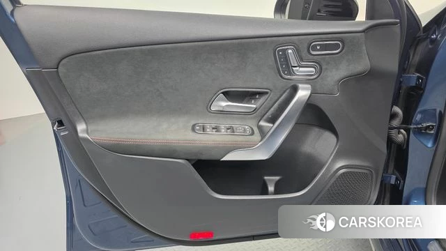 Mercedes-Benz A-Class W177 id 4696562 из Кореи 16
