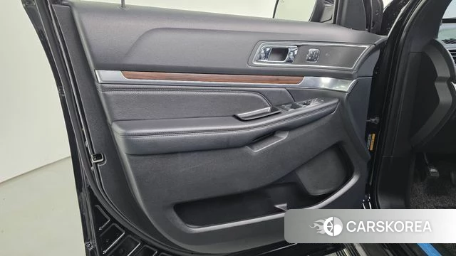 Ford Explorer id 4286232 из Кореи 16
