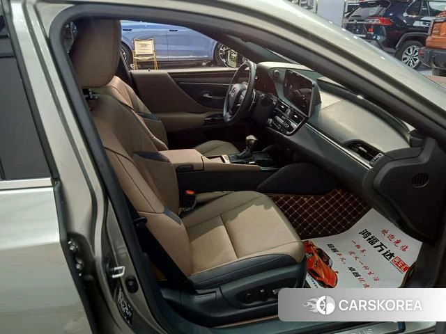Lexus ES id 4298127 из Китая 16