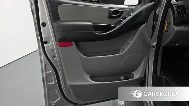 Hyundai The New Grand Starex id 4251212 из Кореи 16
