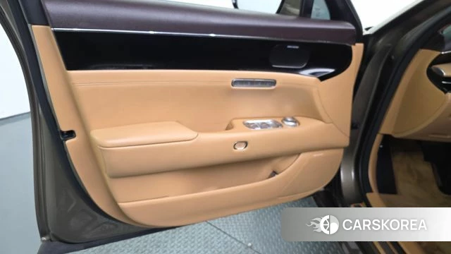 Genesis G90 (RS4) id 4408874 из Кореи 16
