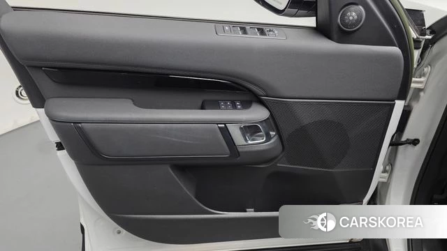 Land Rover Discovery 5 id 4773981 из Кореи 16