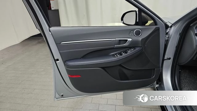 Hyundai Sonata D Edge Hybrid (DN8) id 4715547 из Кореи 16