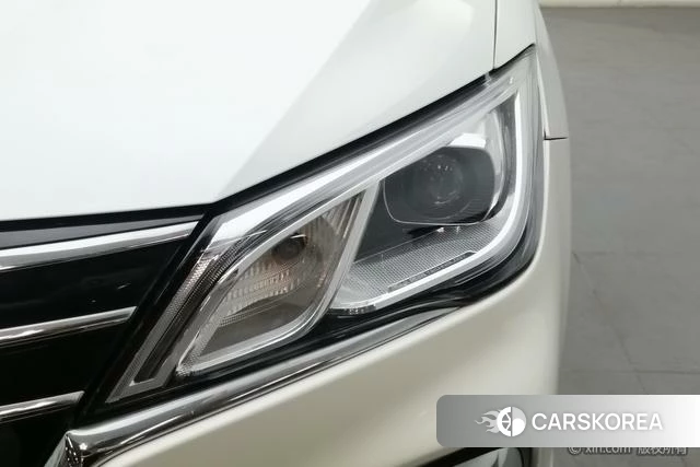 Roewe Ei5 id 4254378 из Китая 16