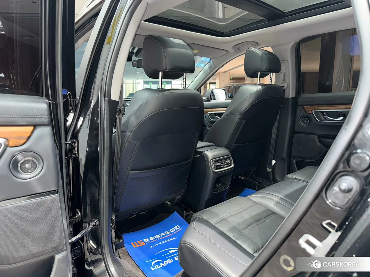 Honda CR-V id 4452896 из Китая 16