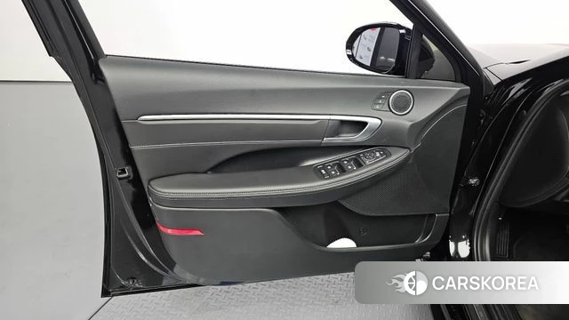 Hyundai Sonata D Edge Hybrid (DN8) id 4427340 из Кореи 16