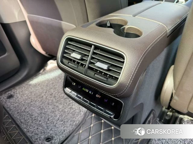 Mercedes-Benz GLS id 4307542 из Китая 16