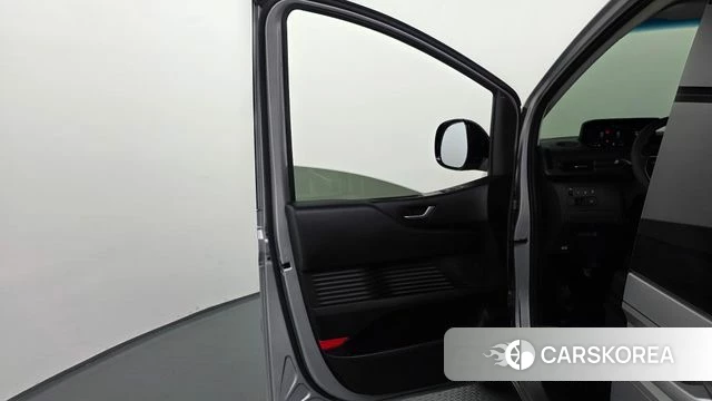 Hyundai Staria id 4428957 из Кореи 16