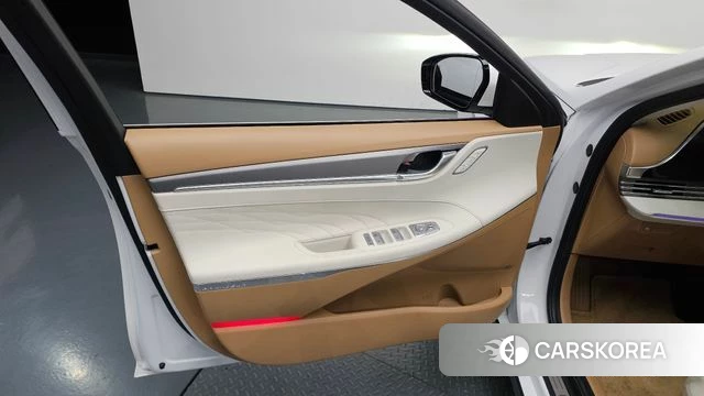Hyundai The New Grandeur IG Hybrid id 4625563 из Кореи 16