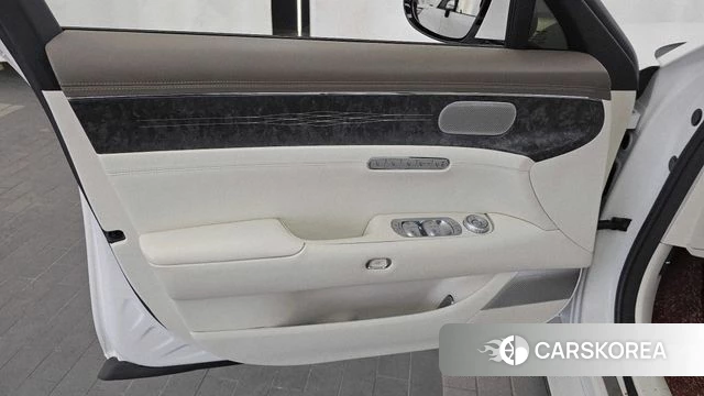 Genesis G90 (RS4) id 4624404 из Кореи 16