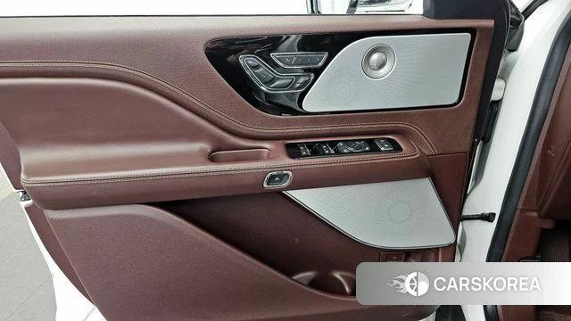 Lincoln Aviator 2nd generation id 4303763 из Кореи 16