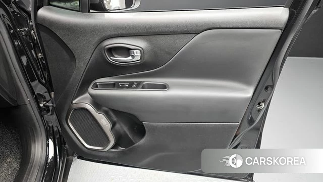 Jeep Renegade id 4562272 из Кореи 16