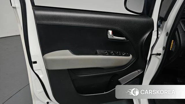 Kia The New Kia Ray EV id 4696136 из Кореи 16