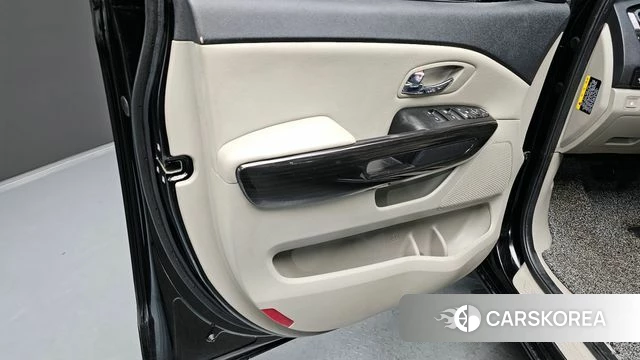 Kia The New Carnival id 4232248 из Кореи 16