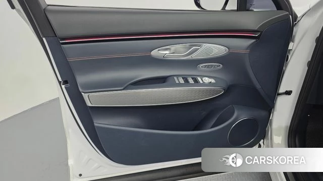Genesis GV70 id 4590320 из Кореи 16