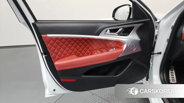 Genesis The New G70 id 4244130 из Кореи 16