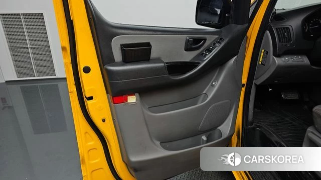 Hyundai The New Grand Starex id 4937747 из Кореи 16