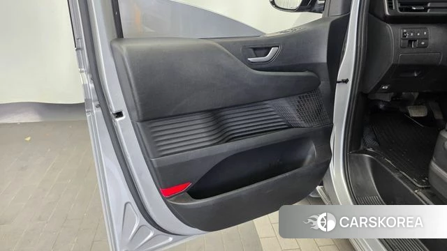 Hyundai Staria id 4921887 из Кореи 16