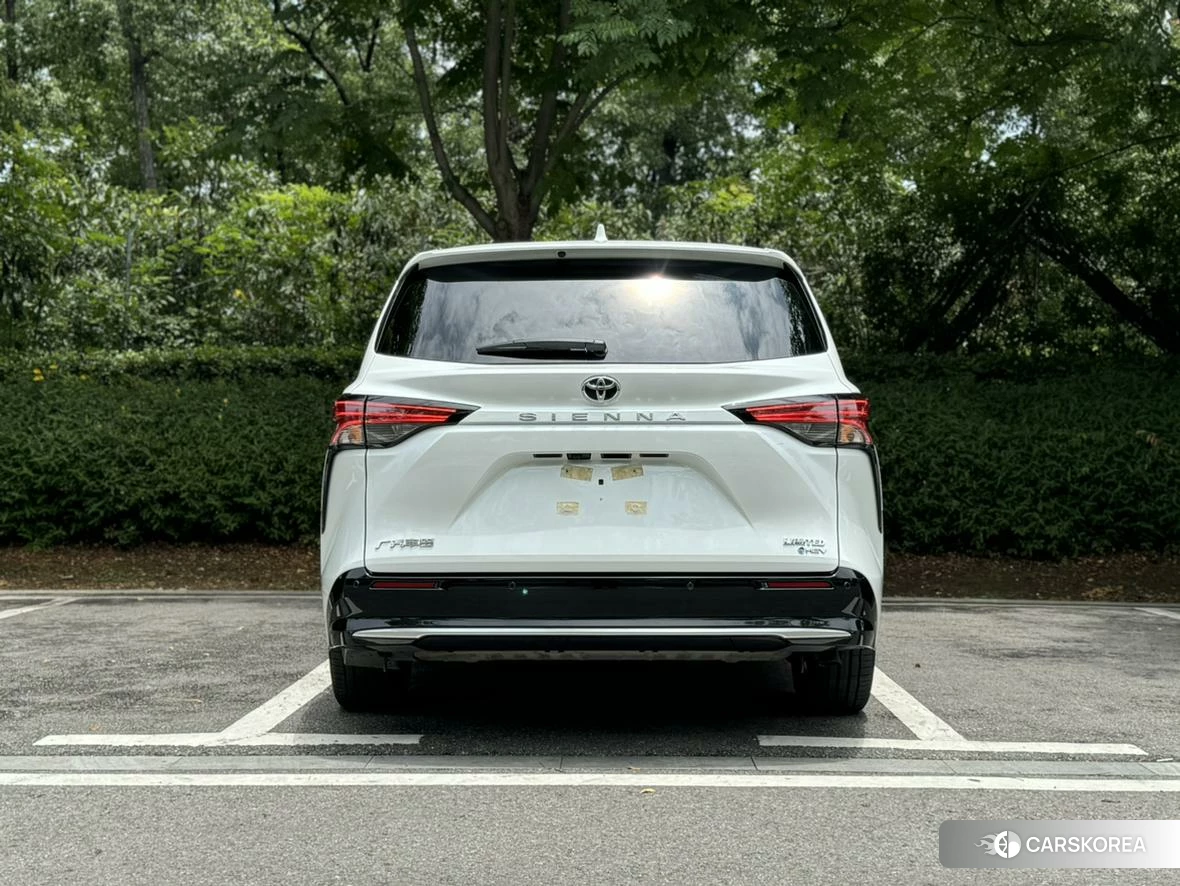 Toyota Saina id 4485519 из Китая 16
