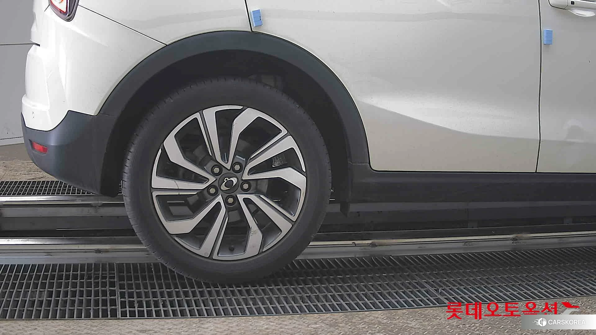 SsangYong Tivoli id 3882202 из Кореи 16