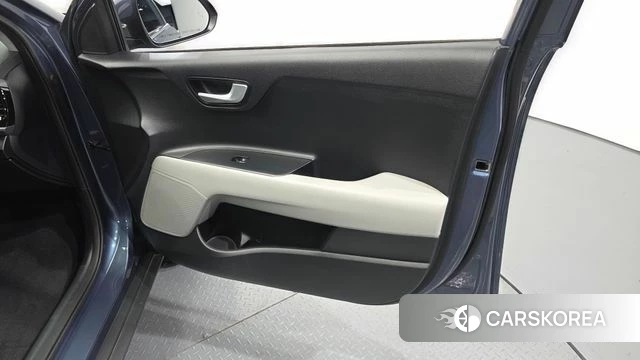 Kia Stonic id 4530690 из Кореи 16