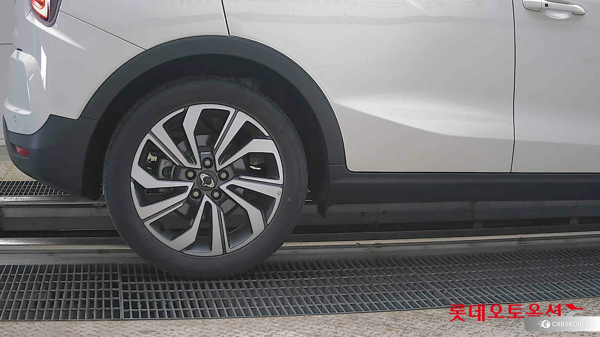 SsangYong Tivoli id 4289661 из Кореи 16