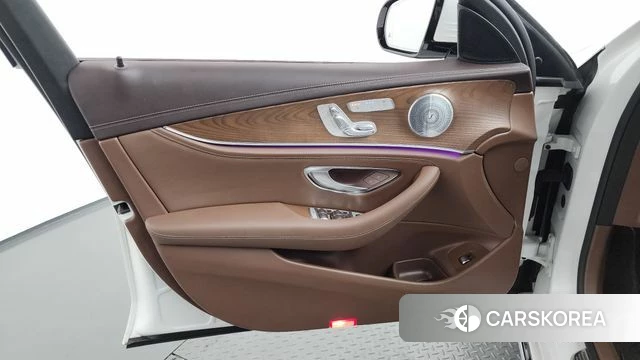 Mercedes-Benz E-Class W213 id 4551318 из Кореи 16