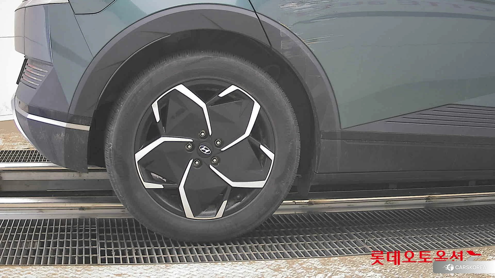 Hyundai IONIQ 5 id 3882073 из Кореи 16