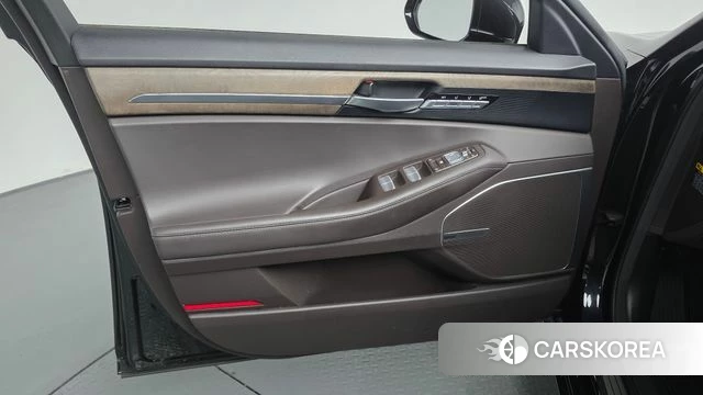 Genesis G90 id 4632949 из Кореи 16