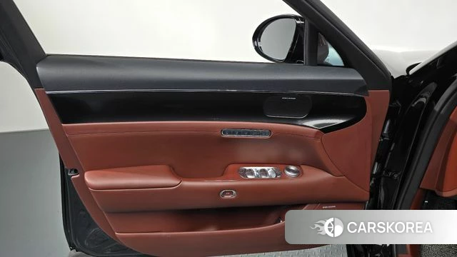 Genesis G90 (RS4) id 4475324 из Кореи 16