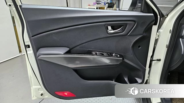 Ssangyong Berry New Tivoli id 4384431 из Кореи 16