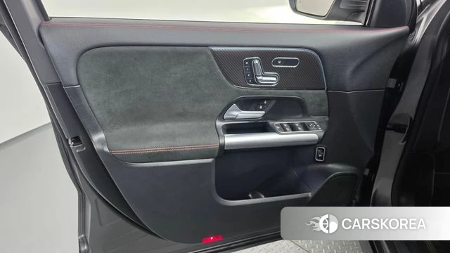 Mercedes-Benz GLA - Class H247 id 4834455 из Кореи 16