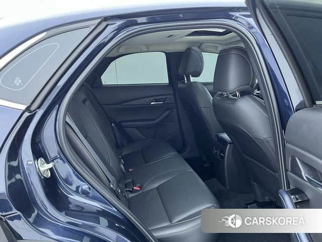 Mazda CX-30 id 4273627 из Китая 16