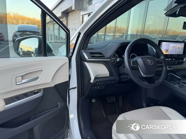 Toyota Saina id 4276007 из Китая 16