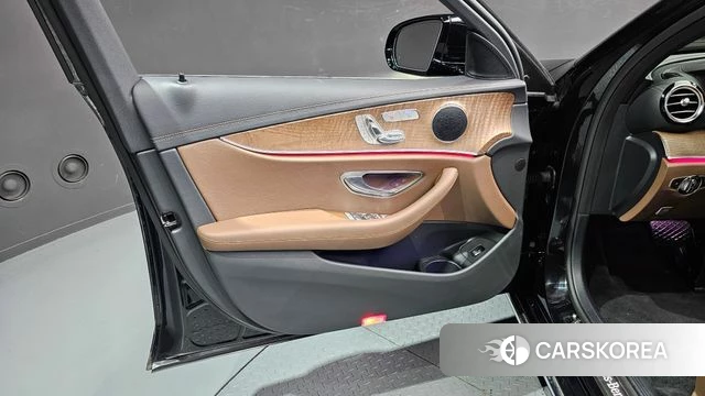 Mercedes-Benz E-Class W213 id 4427899 из Кореи 16